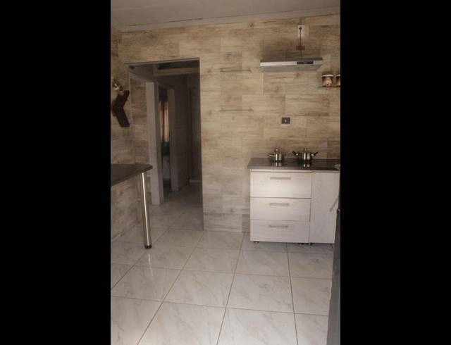 2 BEDROOM HOUSE FOR SALE IN ORANGE FARM